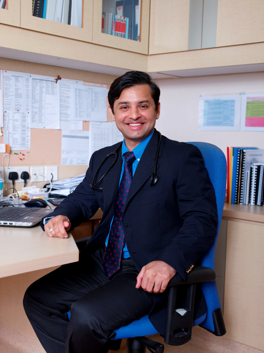 Dr Akhil Chopra